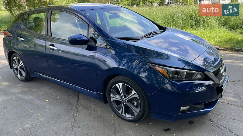 Хэтчбек Nissan Leaf 2021 в Ровно