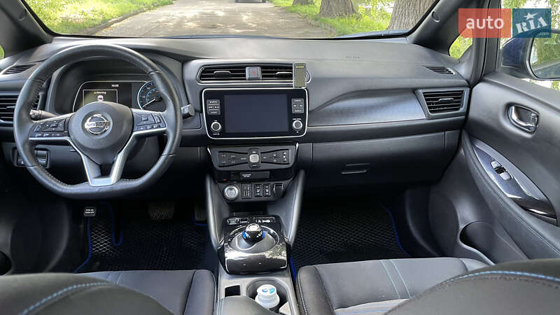 Хэтчбек Nissan Leaf 2021 в Ровно