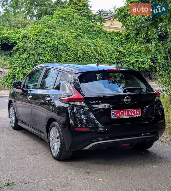 Хэтчбек Nissan Leaf 2022 в Ровно