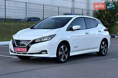 Хэтчбек Nissan Leaf 2020 в 