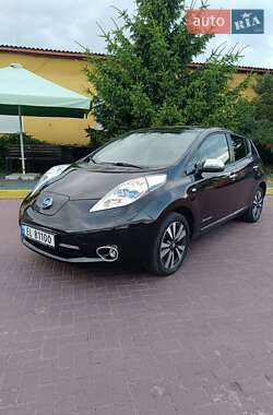 Хетчбек Nissan Leaf 2015 в Рівному