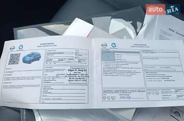 Хэтчбек Nissan Leaf 2015 в 