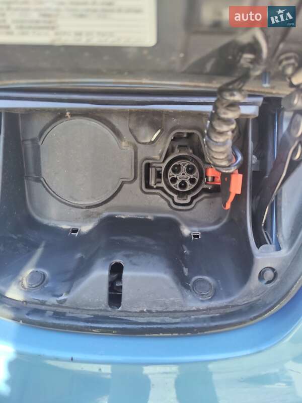 Хетчбек Nissan Leaf 2013 в Одесі