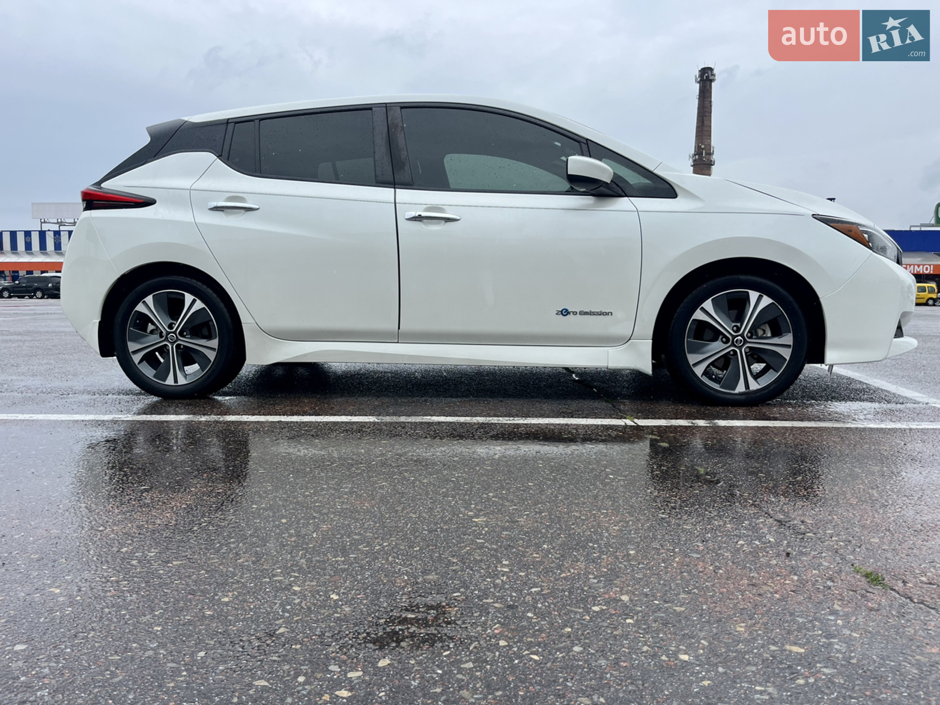 2019 Nissan Leaf - мініатюра 2