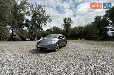 Хетчбек Nissan Leaf 2015 в Києві