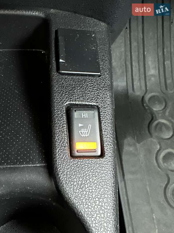 Хэтчбек Nissan Leaf 2014 в Белогородке