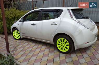 Хэтчбек Nissan Leaf 2014 в Одессе