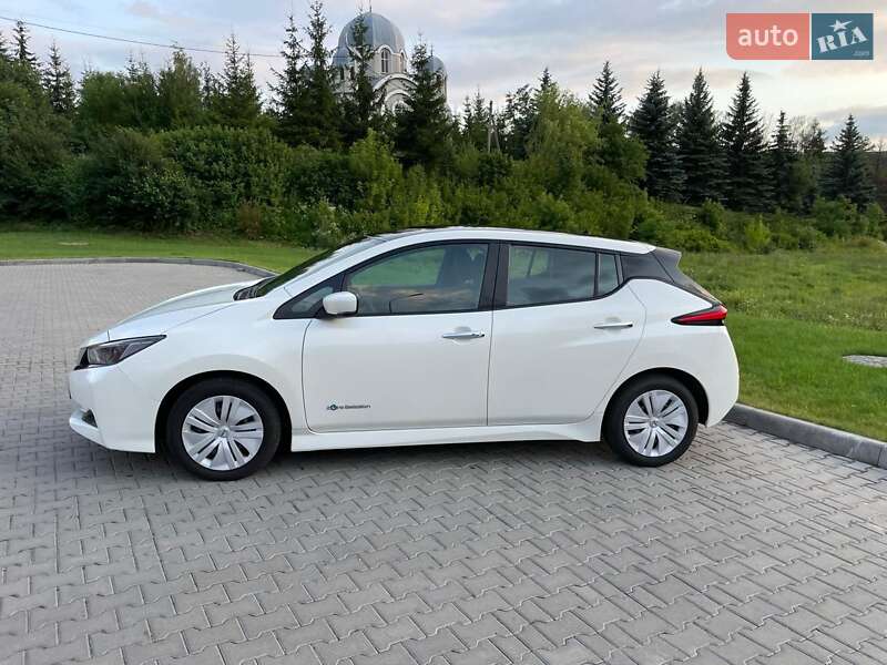 Хетчбек Nissan Leaf 2020 в Тернополі