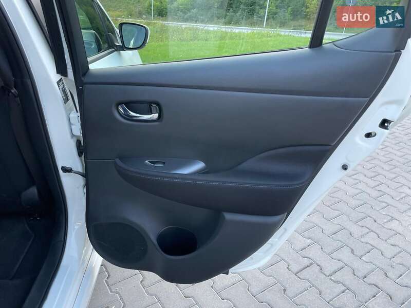 Хетчбек Nissan Leaf 2020 в Тернополі