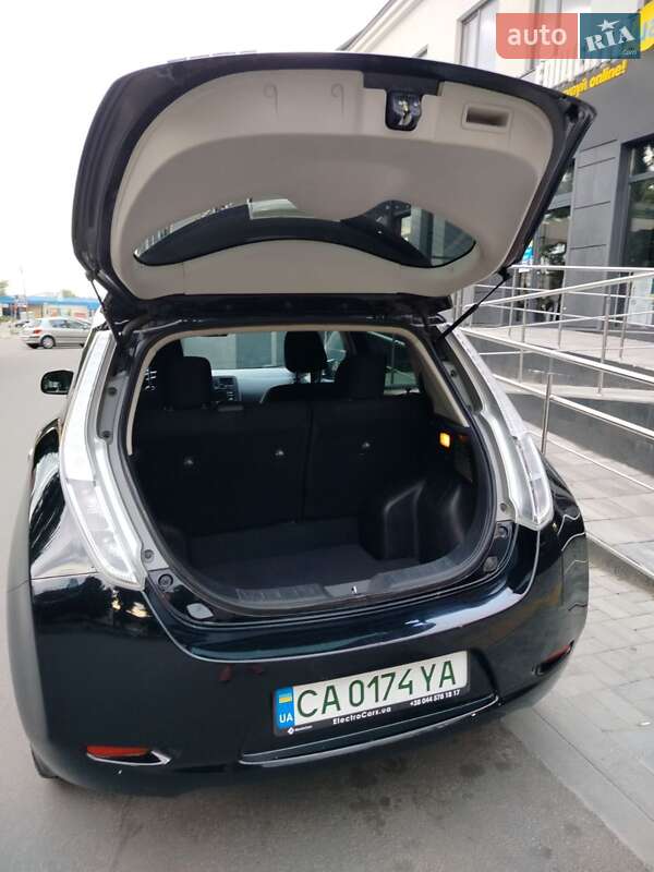 Хетчбек Nissan Leaf 2014 в Черкасах