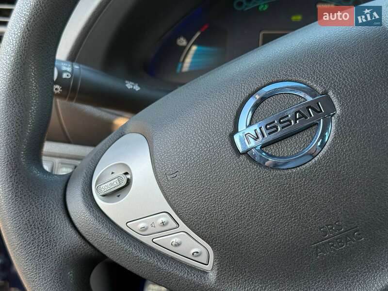Хэтчбек Nissan Leaf 2016 в Харькове
