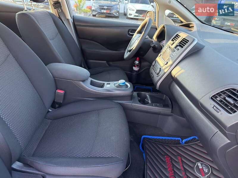 Хэтчбек Nissan Leaf 2016 в Харькове