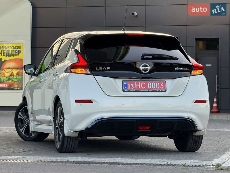 Хэтчбек Nissan Leaf 2018 в Дрогобыче