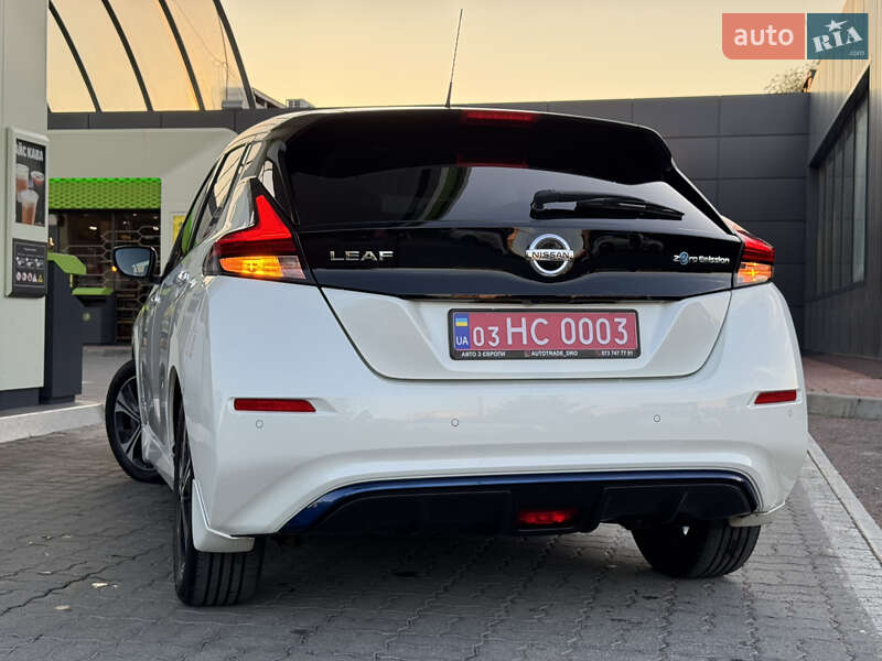 Хэтчбек Nissan Leaf 2018 в Дрогобыче
