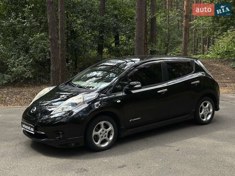 Хетчбек Nissan Leaf 2011 в Києві фото 9 Хетчбек Nissan Leaf 2011 в Києві