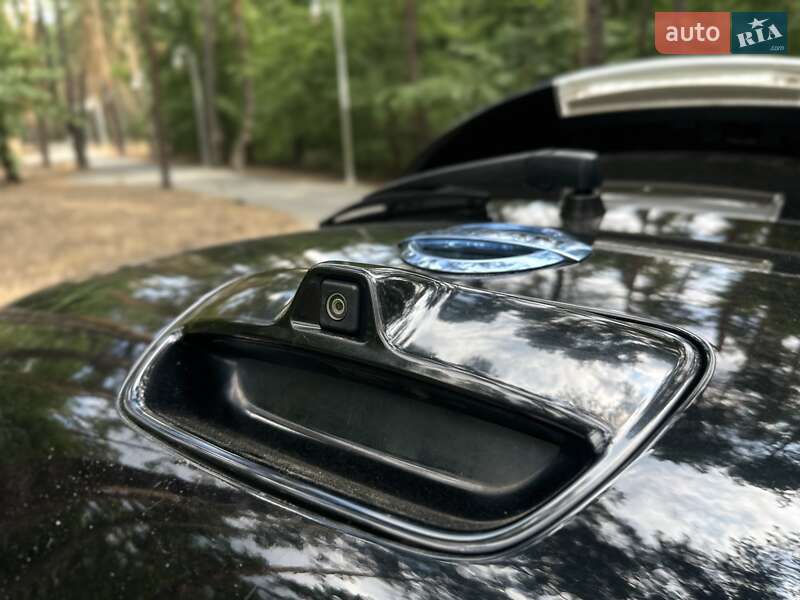 Хетчбек Nissan Leaf 2011 в Києві фото 16 Хетчбек Nissan Leaf 2011 в Києві