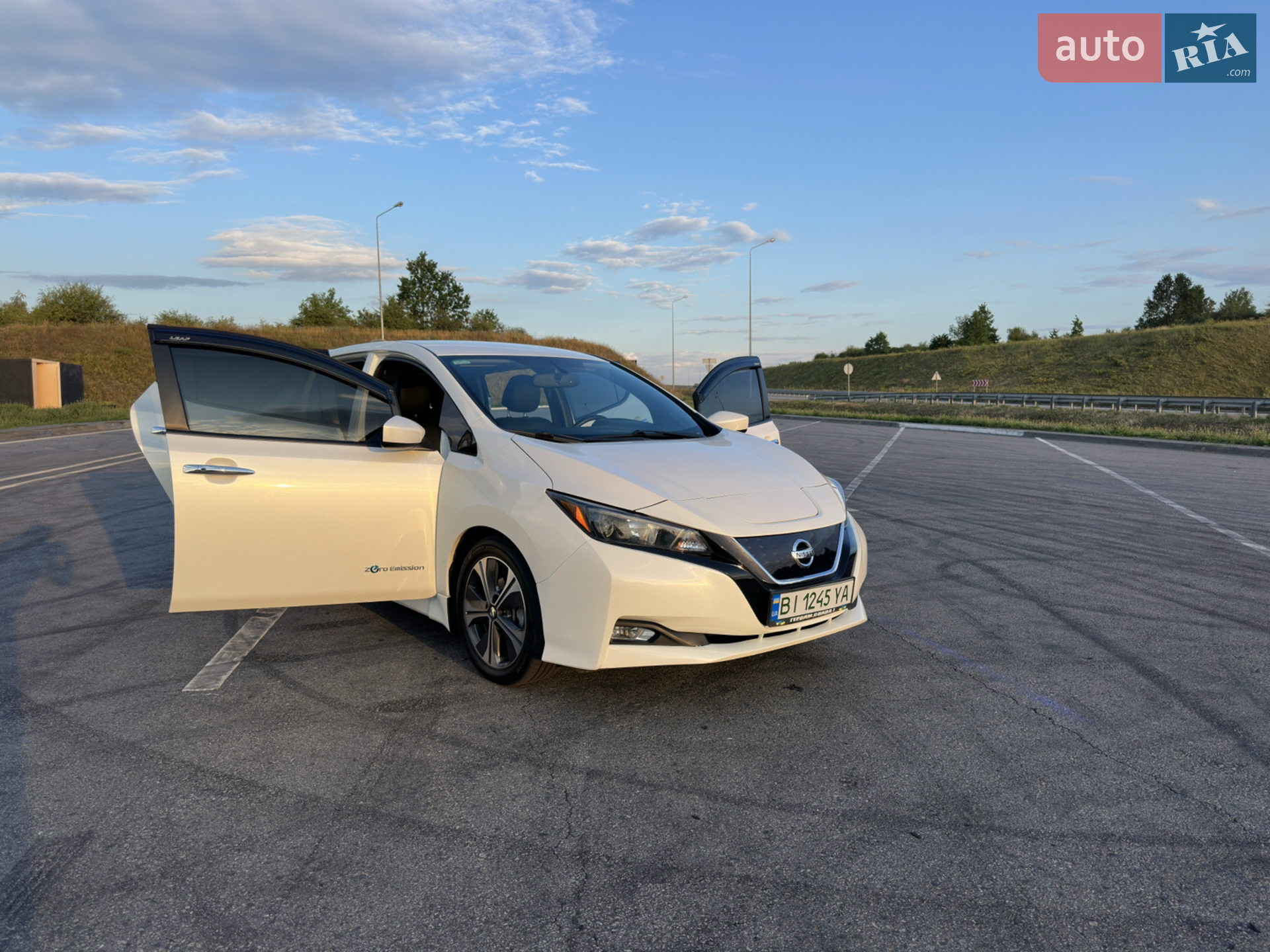 Nissan Leaf 2019 VIN 1N4AZ1CP4KC312273 фото оголошення 4 з 31