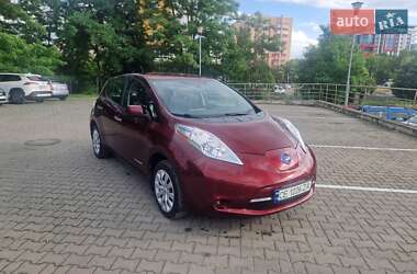 Хэтчбек Nissan Leaf 2015 в Черновцах