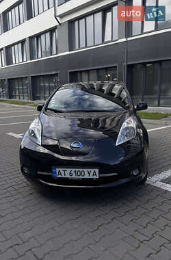 Хэтчбек Nissan Leaf 2016 в Ивано-Франковске
