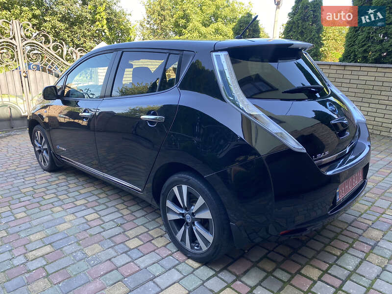 Хэтчбек Nissan Leaf 2014 в Черновцах