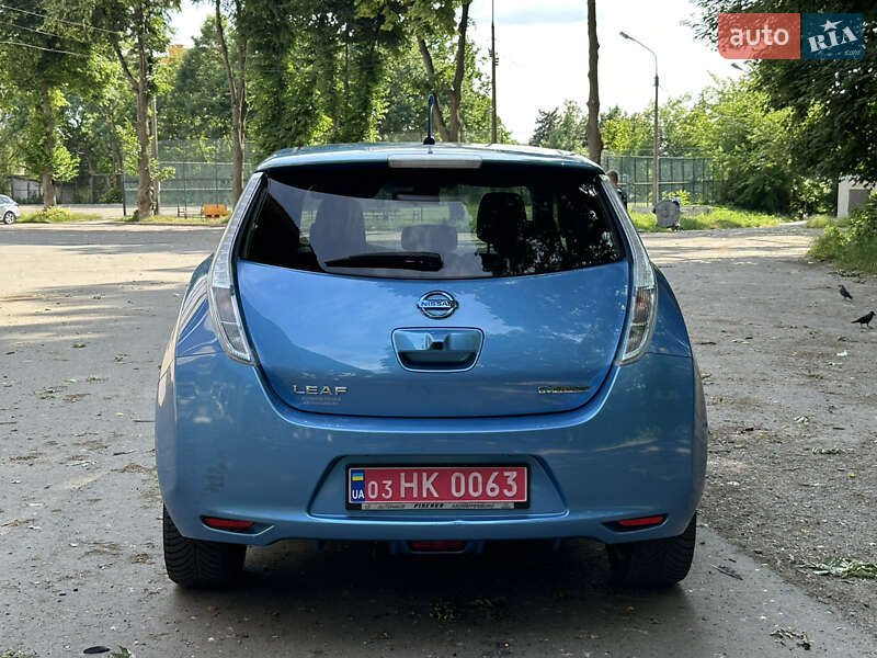 Хэтчбек Nissan Leaf 2013 в Тернополе