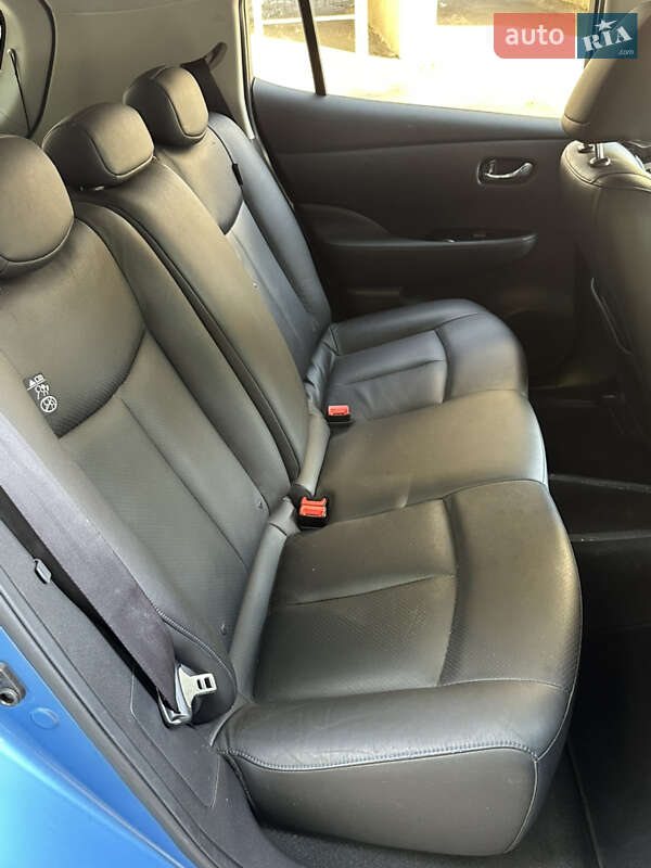 Хэтчбек Nissan Leaf 2013 в Тернополе