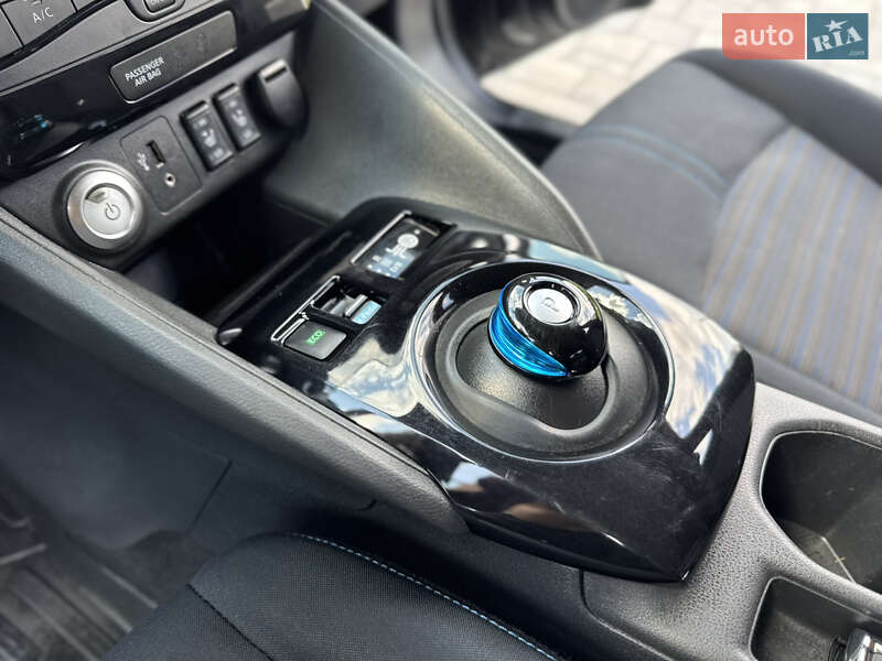 Хэтчбек Nissan Leaf 2018 в Ровно