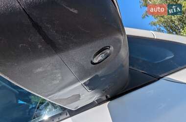 Хэтчбек Nissan Leaf 2013 в 