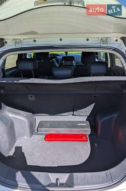 Хэтчбек Nissan Leaf 2013 в 