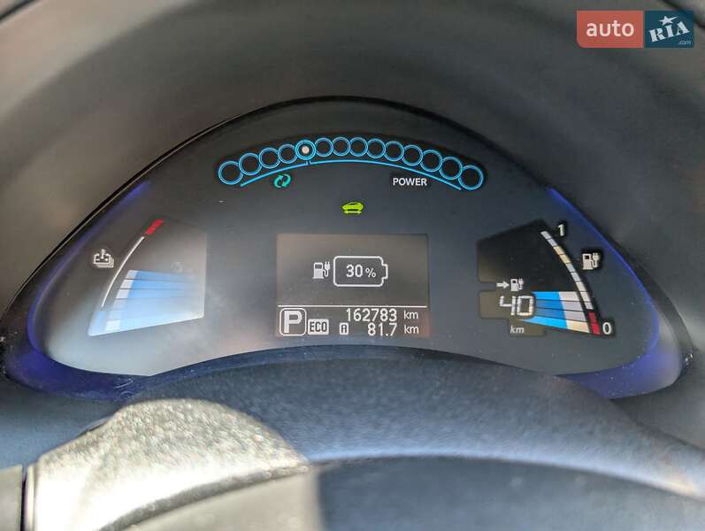 Хэтчбек Nissan Leaf 2013 в Тернополе
