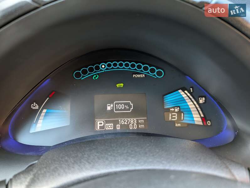 Хэтчбек Nissan Leaf 2013 в Тернополе