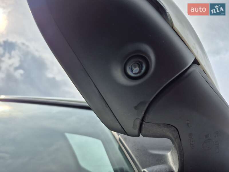 Хэтчбек Nissan Leaf 2020 в Хмельницком