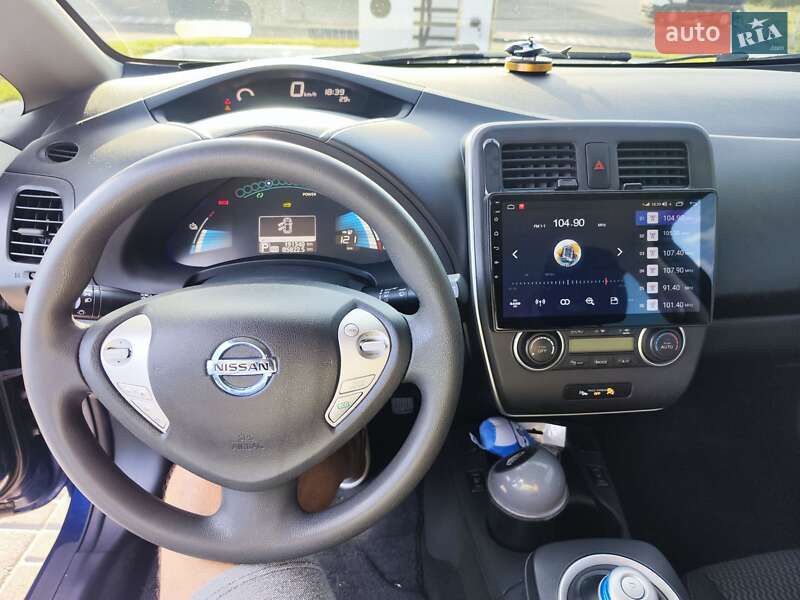 Хэтчбек Nissan Leaf 2017 в Одессе