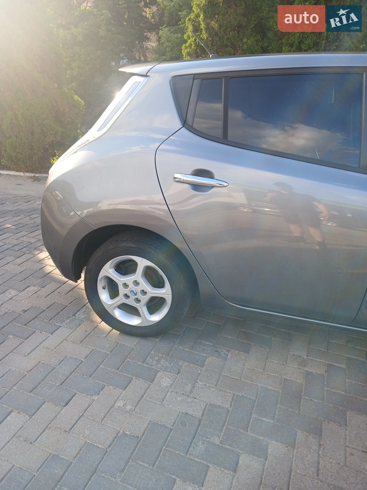 2014 Nissan Leaf - мініатюра 12