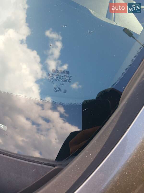 Хэтчбек Nissan Leaf 2014 в Черновцах