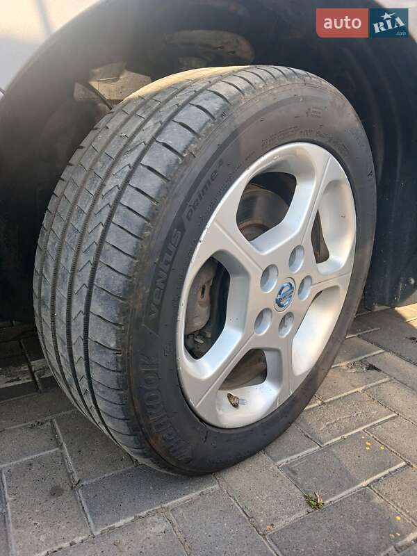 Хэтчбек Nissan Leaf 2014 в Черновцах