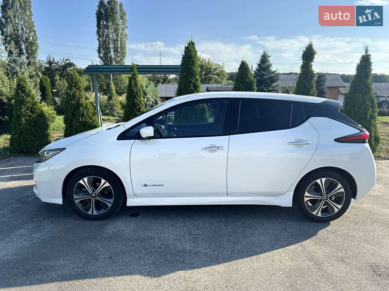 Хэтчбек Nissan Leaf 2019 в Харькове