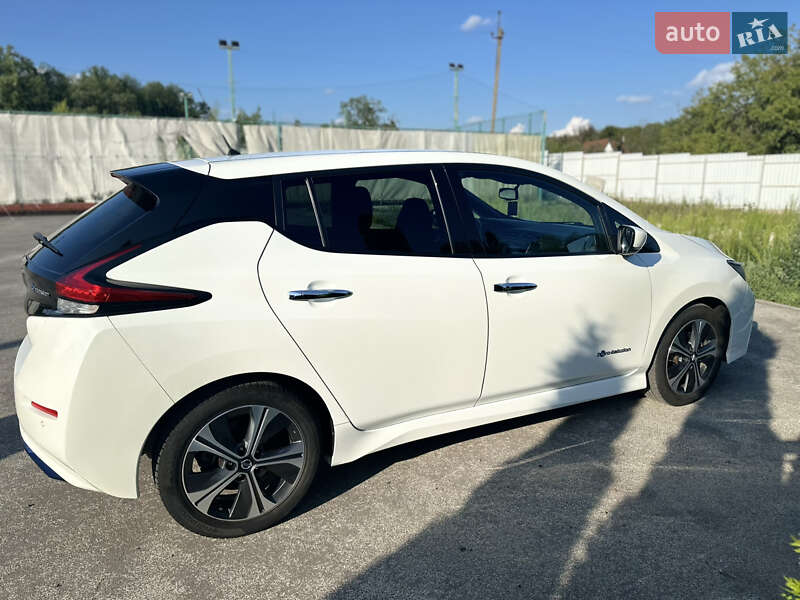 Хэтчбек Nissan Leaf 2019 в Харькове
