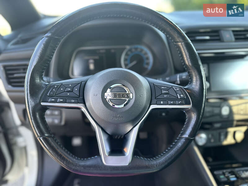 Хэтчбек Nissan Leaf 2019 в Харькове