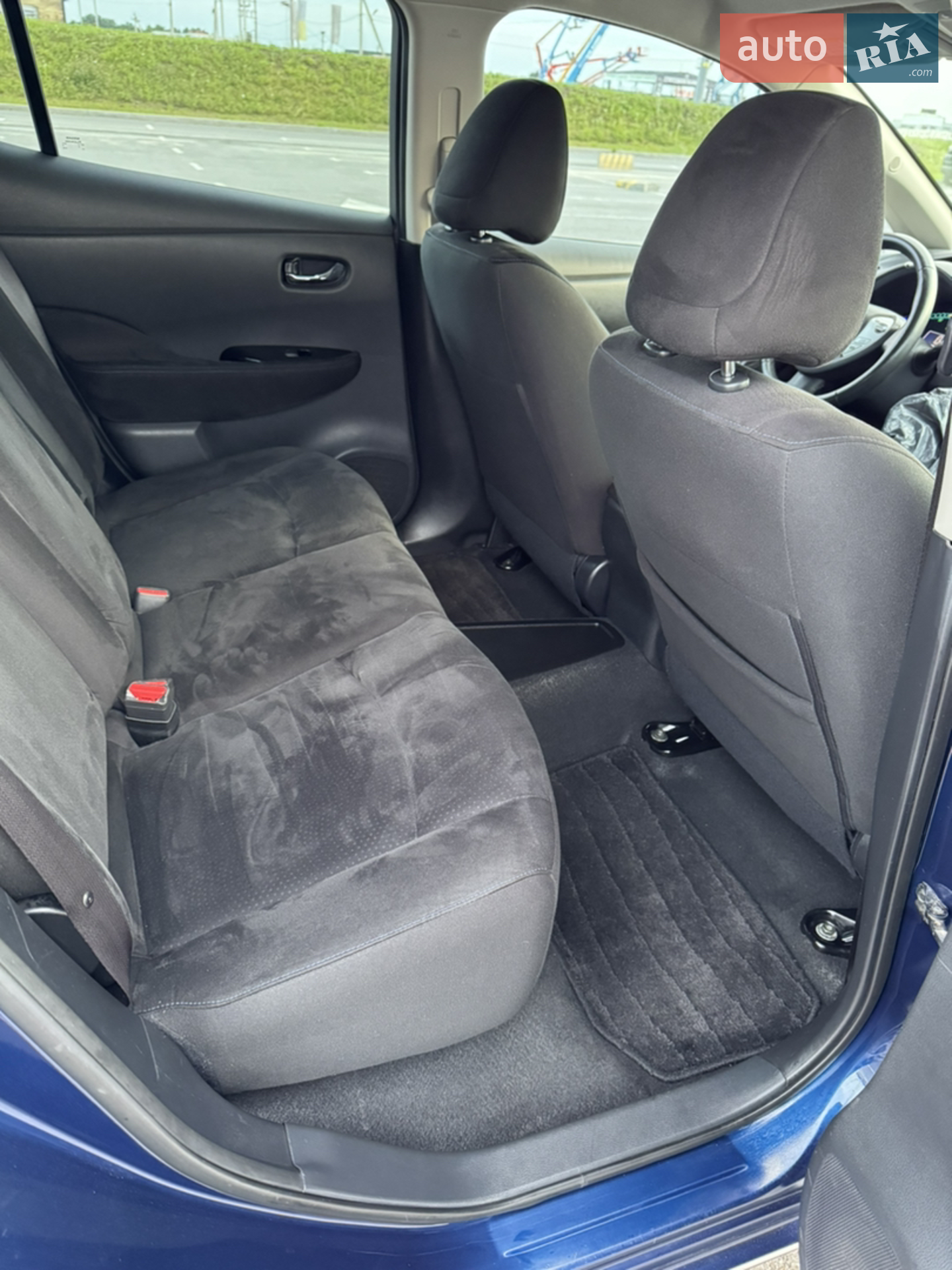2015 Nissan Leaf - мініатюра 11