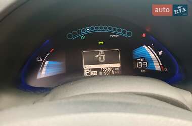 Хэтчбек Nissan Leaf 2013 в Днепре