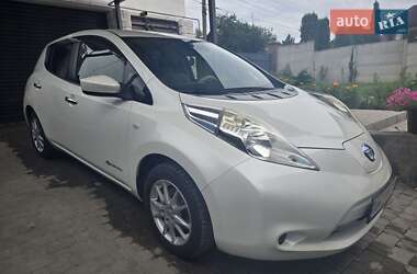 Хетчбек Nissan Leaf 2016 в Житомирі