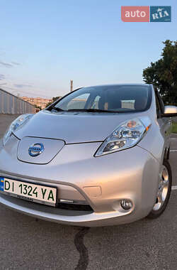 Хетчбек Nissan Leaf 2012 в Борисполі