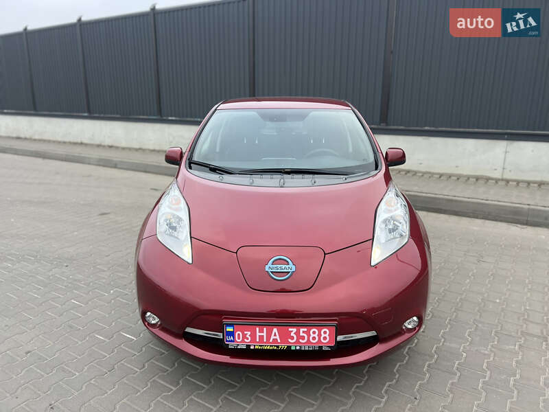 Хэтчбек Nissan Leaf 2016 в Луцке