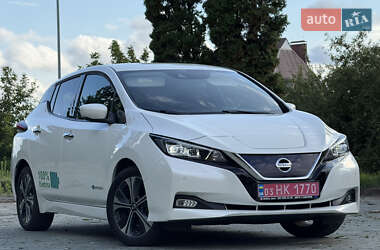 Хетчбек Nissan Leaf 2020 в Дубні