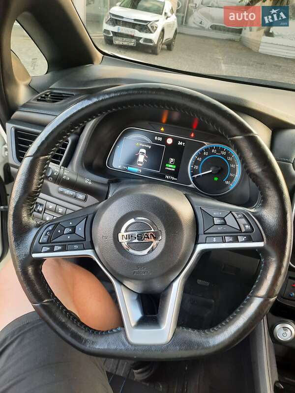 Хэтчбек Nissan Leaf 2020 в Днепре фото 24 Хэтчбек Nissan Leaf 2020 в Днепре