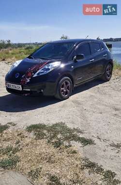 Хетчбек Nissan Leaf 2014 в Миколаєві