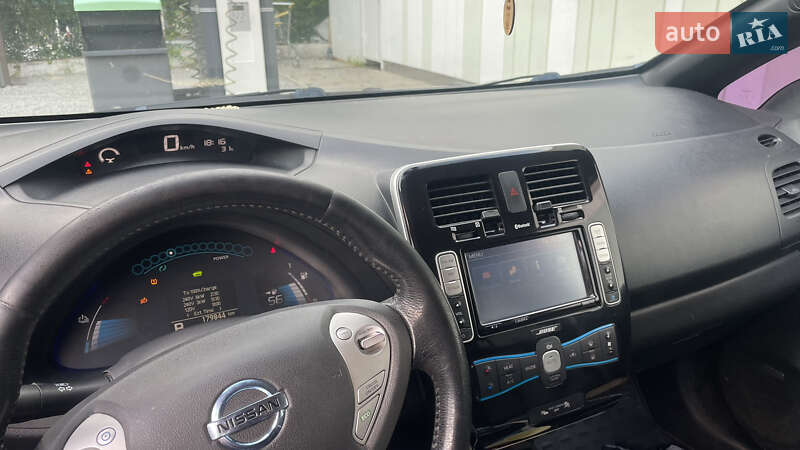 Хэтчбек Nissan Leaf 2013 в Днепре