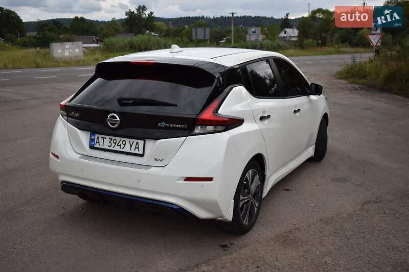 Хетчбек Nissan Leaf 2019 в Долині