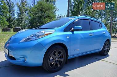Хэтчбек Nissan Leaf 2012 в Харькове